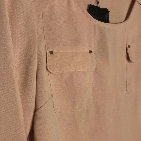 COLOR BLOCK Tab Pocket Blouse - Picture 2 of 8